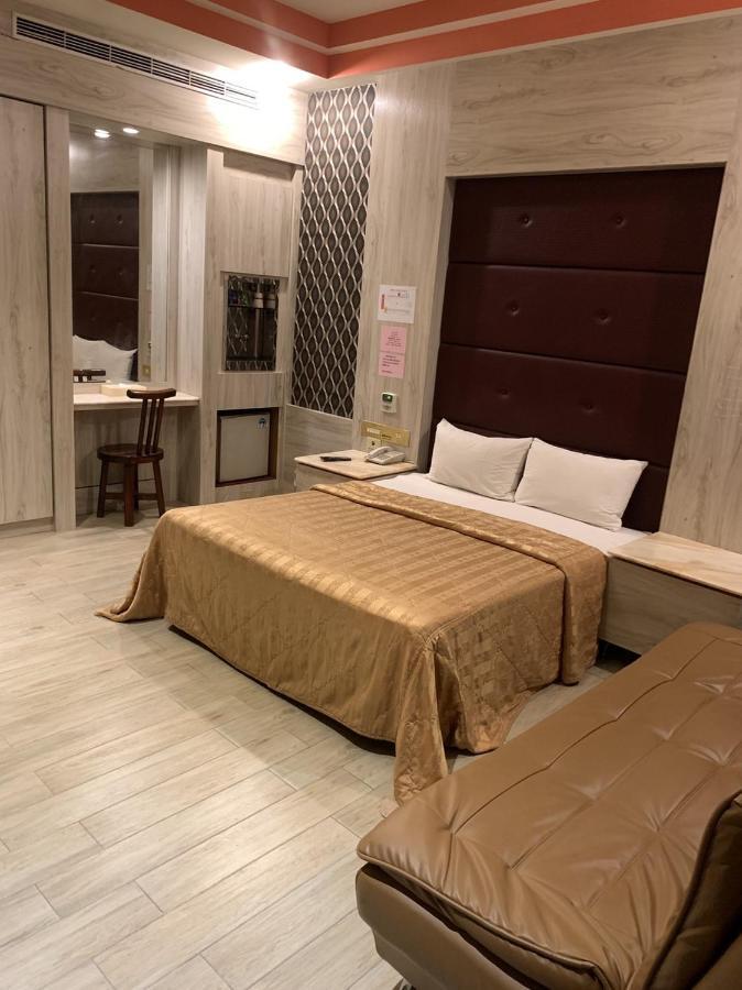 富晴汽車旅館fu Ching Motel Changhua Exterior foto