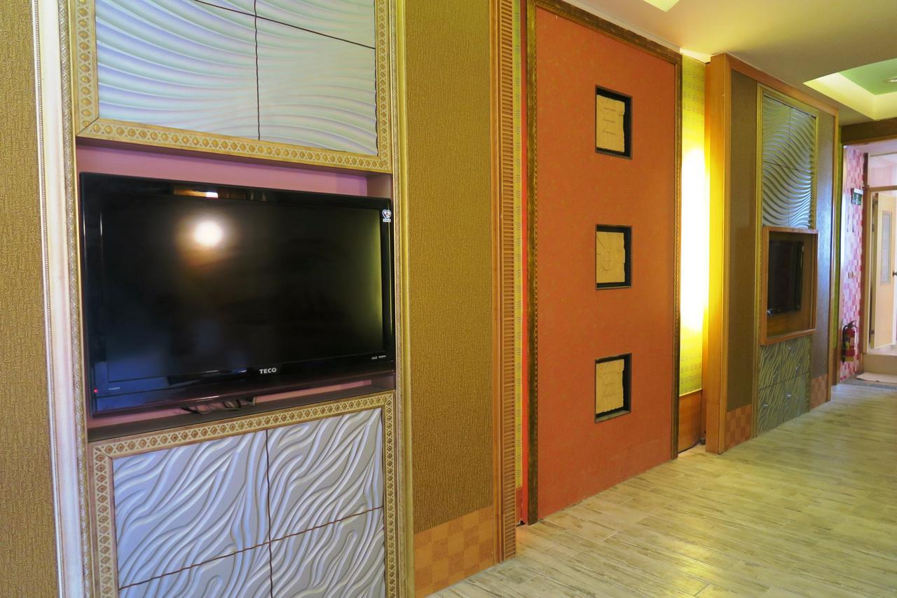 富晴汽車旅館fu Ching Motel Changhua Exterior foto